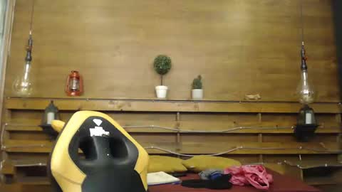 Snapshot of andy_staar18 chatting on November 2025 07:23:01 PM andy online show from November 2025 07:23:01 PM