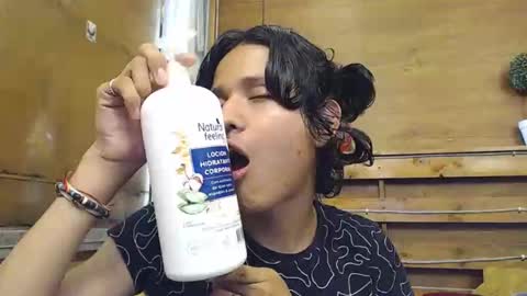 Snapshot of andy_staar18 chatting on November 2025 07:35:01 PM andy online show from November 2025 07:35:01 PM