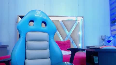 Snapshot of andy_staar18 chatting on November 2025 09:24:02 PM andy online show from November 2025 09:24:02 PM