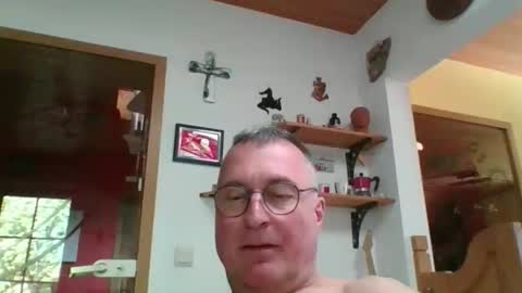 Snapshot of andybayern chatting on May 2026 02:36:02 PM andybayern online show from May 2026 02:36:02 PM