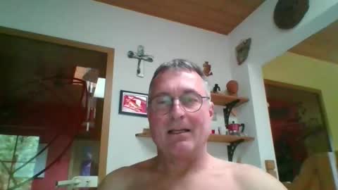Snapshot of andybayern chatting on June 2026 02:27:01 PM andybayern online show from June 2026 02:27:01 PM
