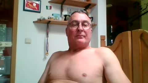 Snapshot of andybayern chatting on June 2026 09:51:02 AM andybayern online show from June 2026 09:51:02 AM