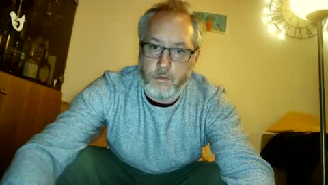 Snapshot of andyberg8 chatting on March 2025 06:21:02 PM Andy online show from March 2025 06:21:02 PM