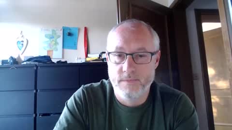 Snapshot of andyberg8 chatting on September 2025 06:04:01 AM Andy online show from September 2025 06:04:01 AM