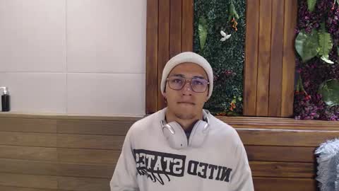 Andy Joy  online show from November 2025 11:33:02 AM