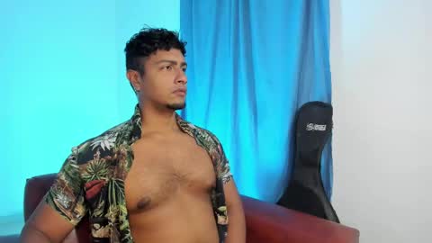 Snapshot of andylemonda chatting on January 2025 11:37:02 AM andylemonda online show from January 2025 11:37:02 AM