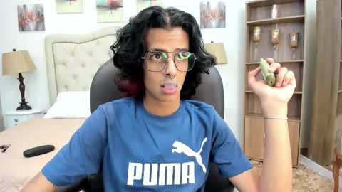 andyxibrat online show from February 2026 07:17:02 PM