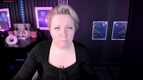 aneli_mira online show from April 2026 05:49:02 AM