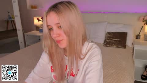 Snapshot of anellyball_ chatting on May 2026 06:09:01 PM Anelly online show from May 2026 06:09:01 PM