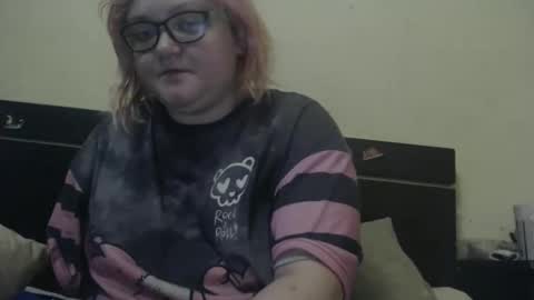 Aneris online show from October 2025 07:47:02 PM