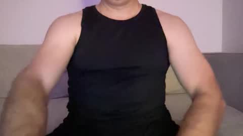 Snapshot of anewsummer chatting on January 2026 05:45:01 AM anewsummer online show from January 2026 05:45:01 AM