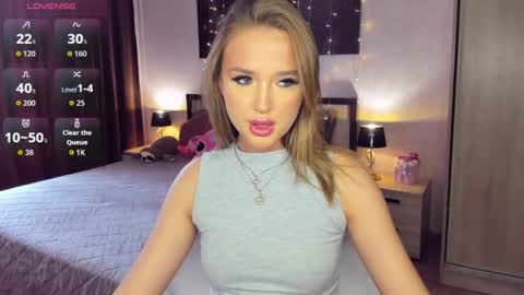 Anfisa online show from July 2026 01:20:01 PM