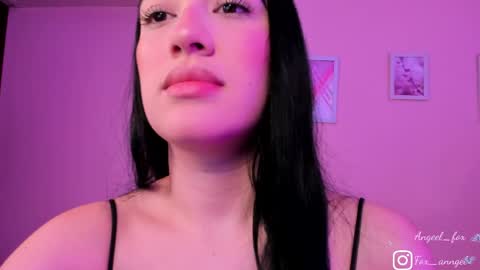 Angel  online show from April 2026 03:39:01 AM