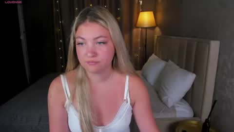 Snapshot of angel__grace chatting on July 2026 12:06:02 AM Grace online show from July 2026 12:06:02 AM