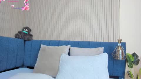 angel__ponce online show from October 2025 07:25:01 PM