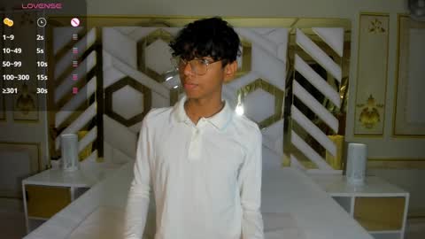 Snapshot of angel__sweet18 chatting on January 2025 10:16:02 AM online show from January 2025 10:16:02 AM