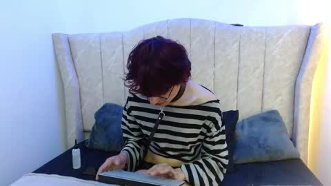 Angel  online show from February 2026 01:04:01 PM