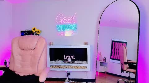 Angel Cooper online show from April 2026 07:58:02 PM