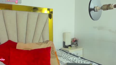 Snapshot of angel_dthroat chatting on December 2024 12:12:02 PM ANGHEL online show from December 2024 12:12:02 PM