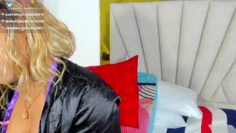 Snapshot of angel_dthroat chatting on January 2025 03:12:02 PM ANGHEL online show from January 2025 03:12:02 PM