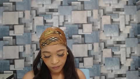 Snapshot of angel_dthroat chatting on December 2025 12:32:01 PM ANGHEL online show from December 2025 12:32:01 PM