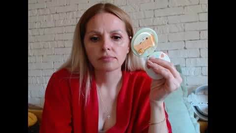 Snapshot of angel_girllovemy chatting on November 2025 07:43:02 AM ANGEL online show from November 2025 07:43:02 AM