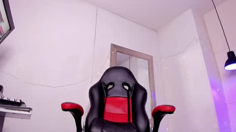 Snapshot of angel_hardy_dl chatting on November 2025 12:05:02 PM angel hardy online show from November 2025 12:05:02 PM