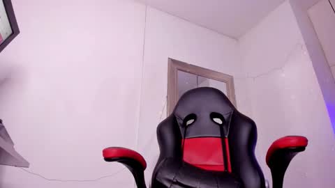 Snapshot of angel_hardy_dl chatting on November 2025 10:48:02 AM angel hardy online show from November 2025 10:48:02 AM