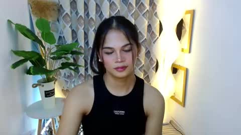 Snapshot of angel_indiguise chatting on February 2025 01:46:02 AM angela online show from February 2025 01:46:02 AM