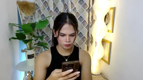 Snapshot of angel_indiguise chatting on February 2025 02:31:01 AM angela online show from February 2025 02:31:01 AM