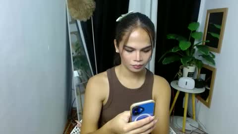 Snapshot of angel_indiguise chatting on September 2025 05:51:02 AM angela online show from September 2025 05:51:02 AM