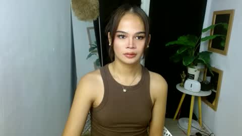 Snapshot of angel_indiguise chatting on October 2025 12:31:01 AM angela online show from October 2025 12:31:01 AM