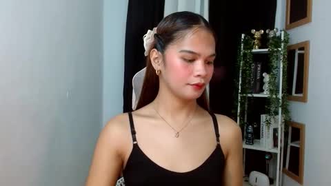 Snapshot of angel_indiguise chatting on May 2026 03:26:02 AM angela online show from May 2026 03:26:02 AM