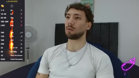 angel_kyrozz online show from January 2026 07:07:02 PM