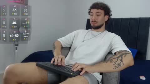 angel_kyrozz online show from February 2026 07:10:01 PM