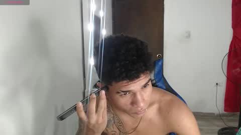 Snapshot of angel_latinguy chatting on October 2025 06:02:02 AM Angel online show from October 2025 06:02:02 AM