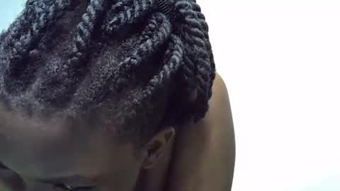 angel_queen22 online show from April 2026 05:13:02 PM