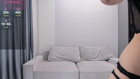 angel_soo online show from April 2026 10:25:01 AM