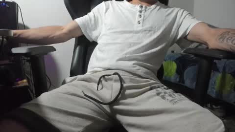 Snapshot of angel_straight chatting on November 2025 07:12:02 PM angel_straight online show from November 2025 07:12:02 PM