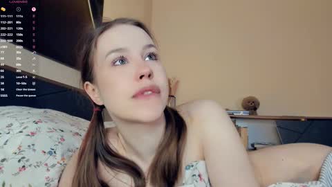 SofiaSofi online show from December 2025 07:02:02 AM