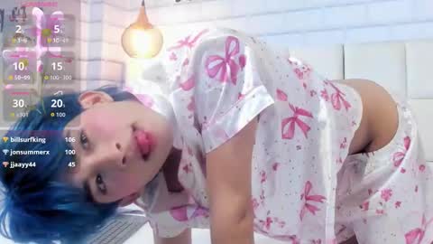 Angel  online show from November 2025 01:43:01 PM