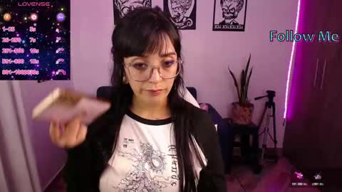 Angela online show from December 2025 11:14:02 PM