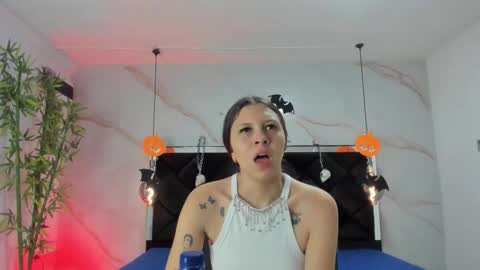 ANGELA online show from October 2025 12:07:02 PM