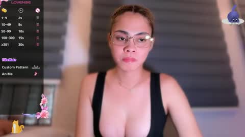 Snapshot of angelabigcock10 chatting on October 2025 07:38:01 PM Jamie online show from October 2025 07:38:01 PM