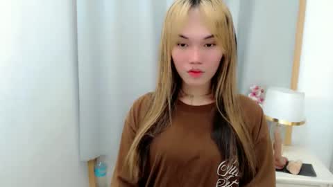 angela online show from September 2025 07:13:02 AM