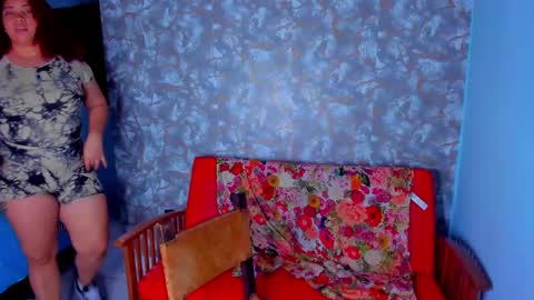 Snapshot of angelacoffee chatting on December 2025 09:43:02 PM Angela online show from December 2025 09:43:02 PM