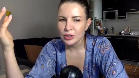 Snapshot of angeladarkk chatting on December 2024 10:39:02 PM Angela online show from December 2024 10:39:02 PM