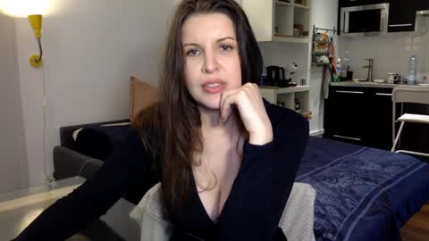 Snapshot of angeladarkk chatting on September 2025 04:11:01 PM Angela online show from September 2025 04:11:01 PM