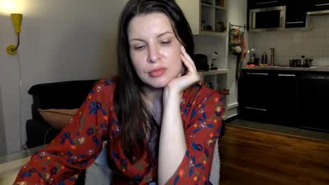 Angela online show from December 2025 08:16:02 PM