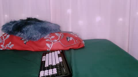 ANGELA online show from December 2025 05:57:01 AM